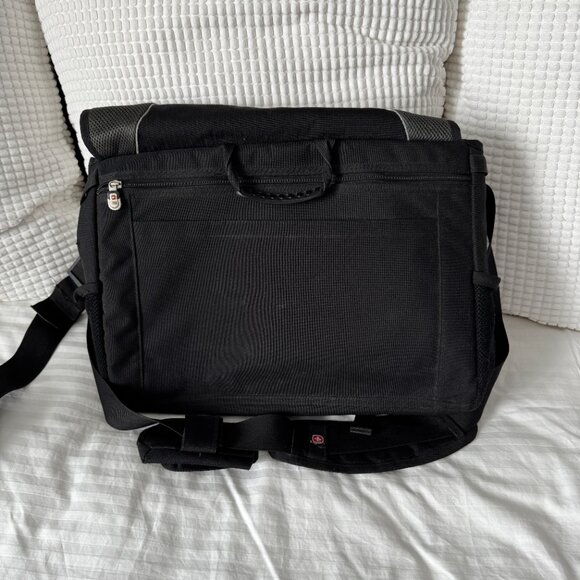 Swissgear - Black Swiss Army Laptop Swiss Gear Computer Bag- Briefcase - Picture 2 of 14